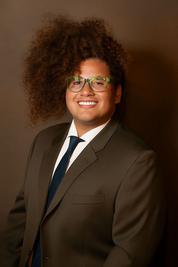Adam Peña, MD
